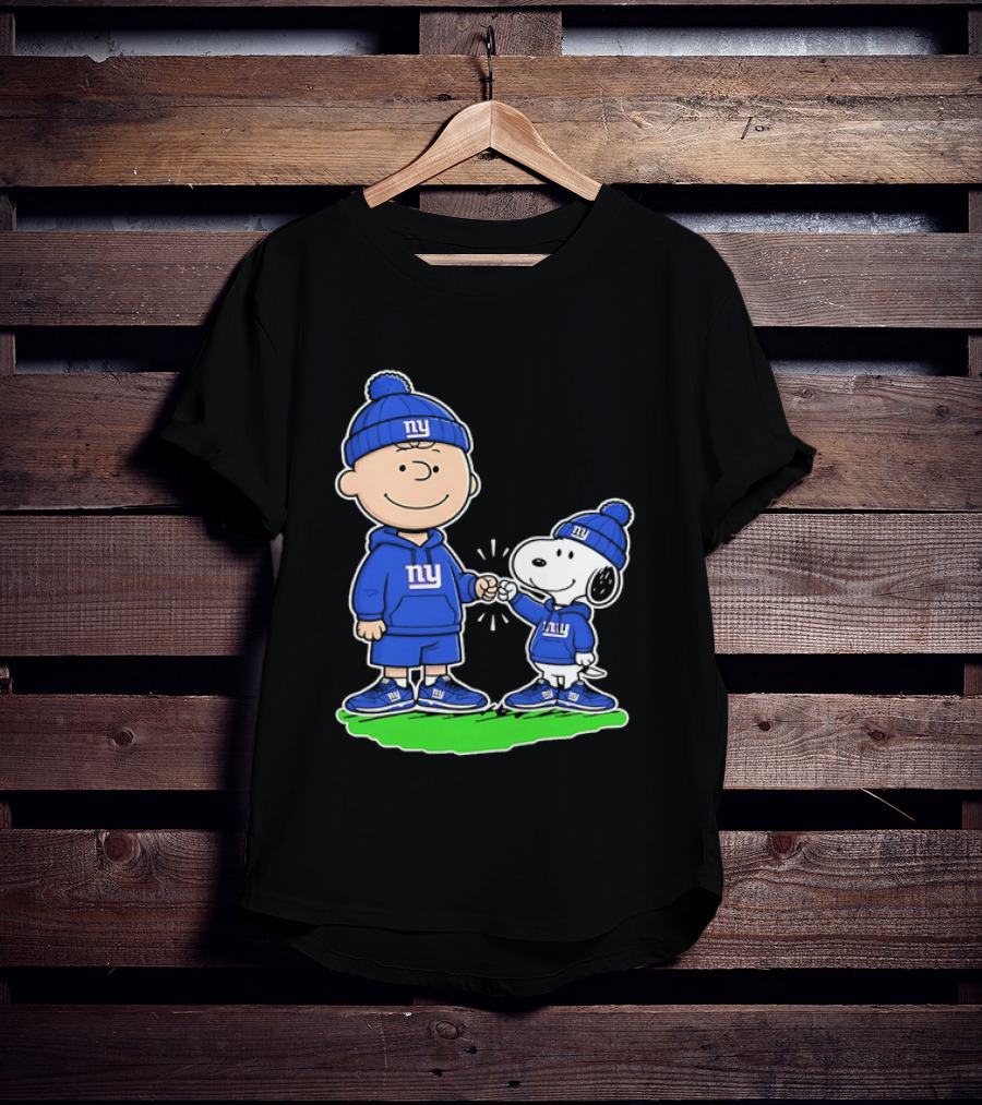 Snoopy And Charlie Brown NY Giants NFL Collaboration T-Shirt
