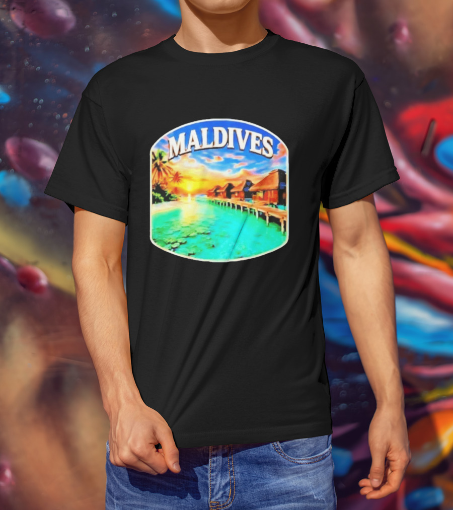 Maldives Tropical Sunset Overwater Bungalows Exquisite Island Escape T-Shirt