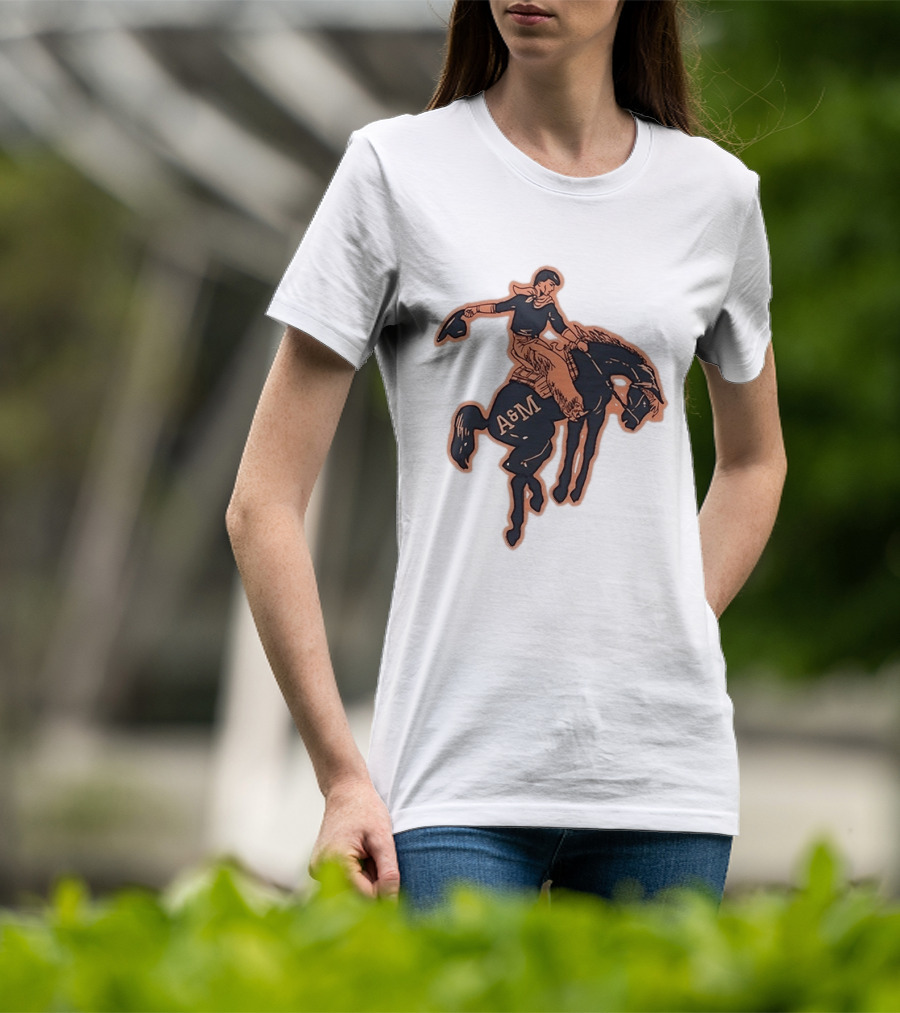 Texas A&M Aggies College Station Vintage Cowboy Riding A&M Horse T-Shirt