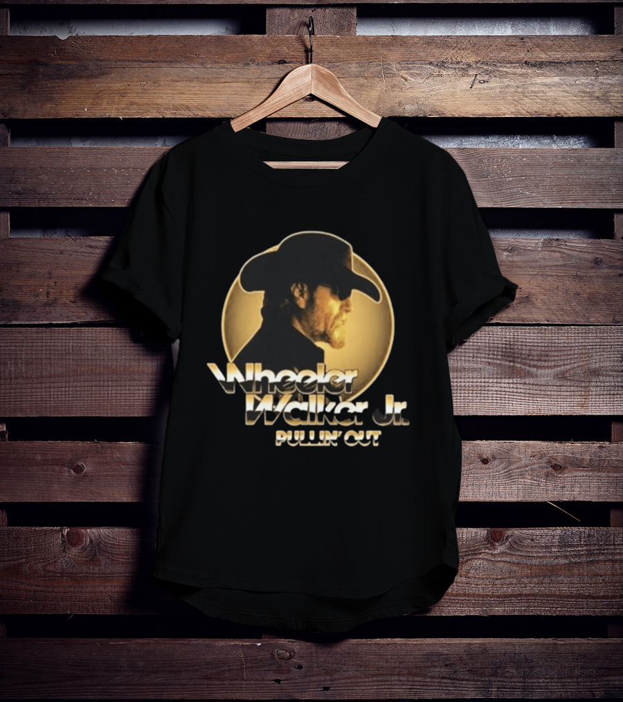 Wheeler Walker Jr. Pullin' Out Album Cover Portrait In Gold T-Shirt