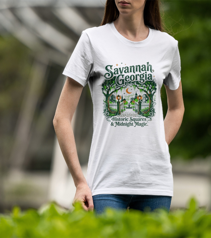 Savannah Georgia Historic Squares Midnight Magic Crescent Moon And Lanterns T-Shirt