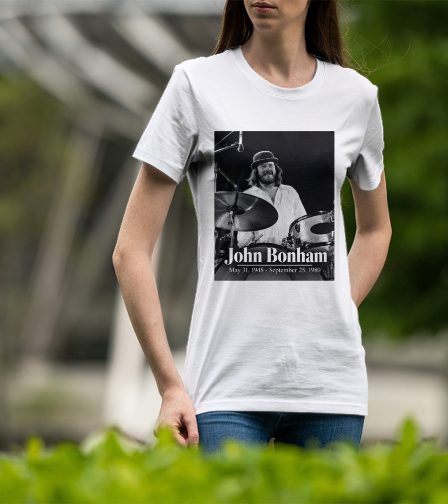 John Bonham May 31 1948 September 25 1980 Drummer Tribute Black And White Photo T-Shirt