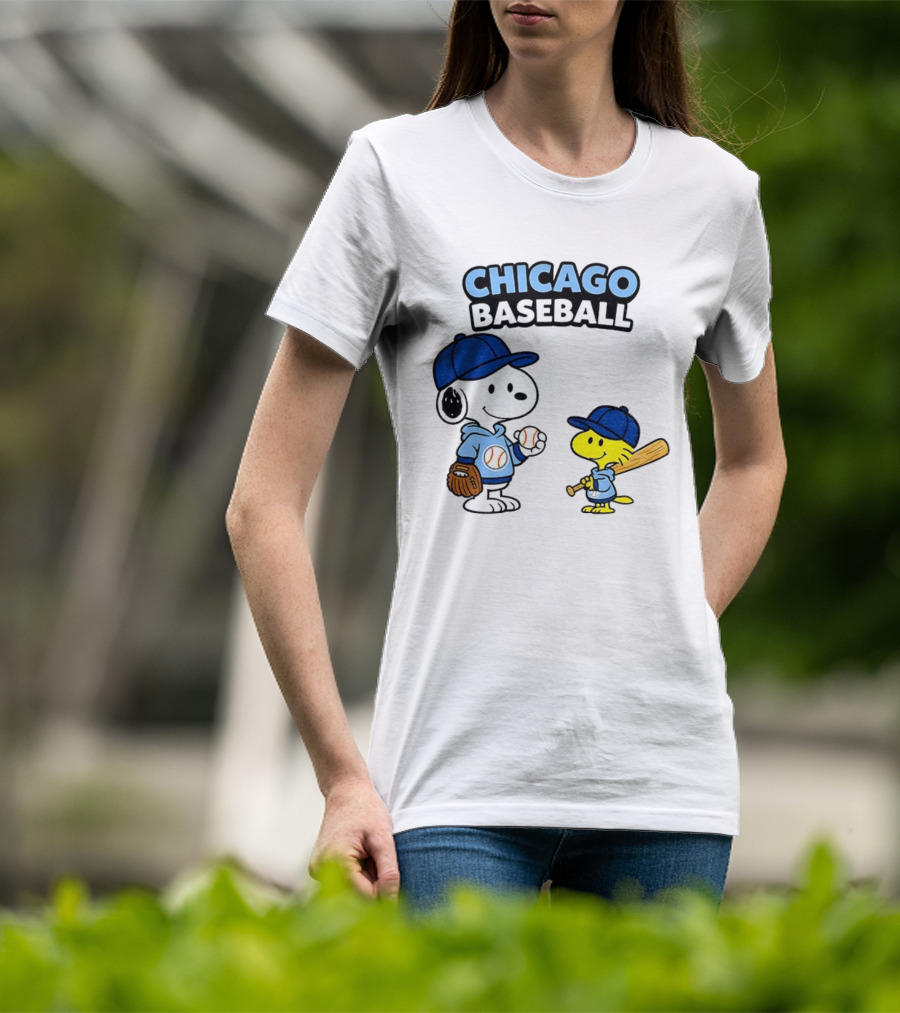 Chicago Cubs Baseball Snoopy Woodstock Peanuts Cartoon MLB T-Shirt