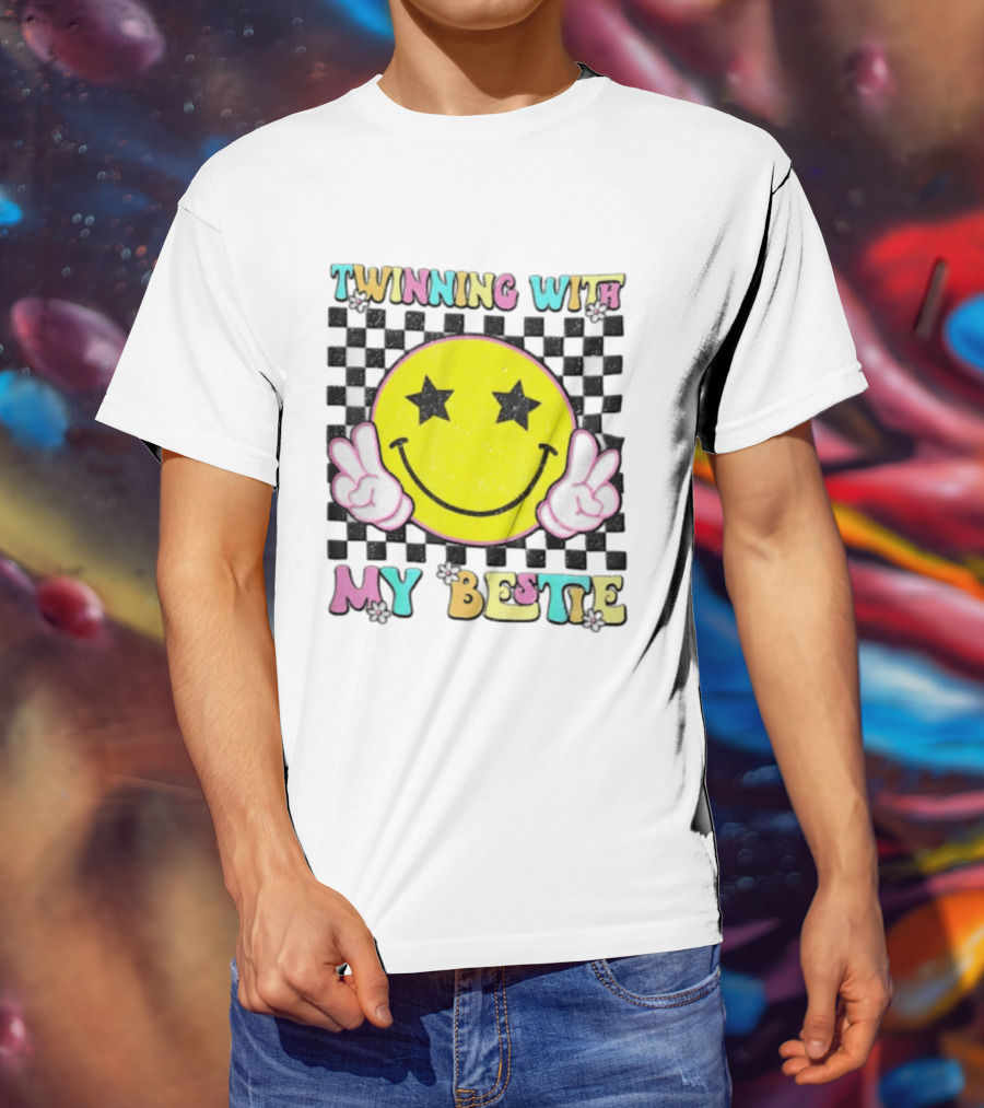 Twinning With My Bestie Yellow Smiley Face Checkered Star Eyes Peace Signs T-Shirt