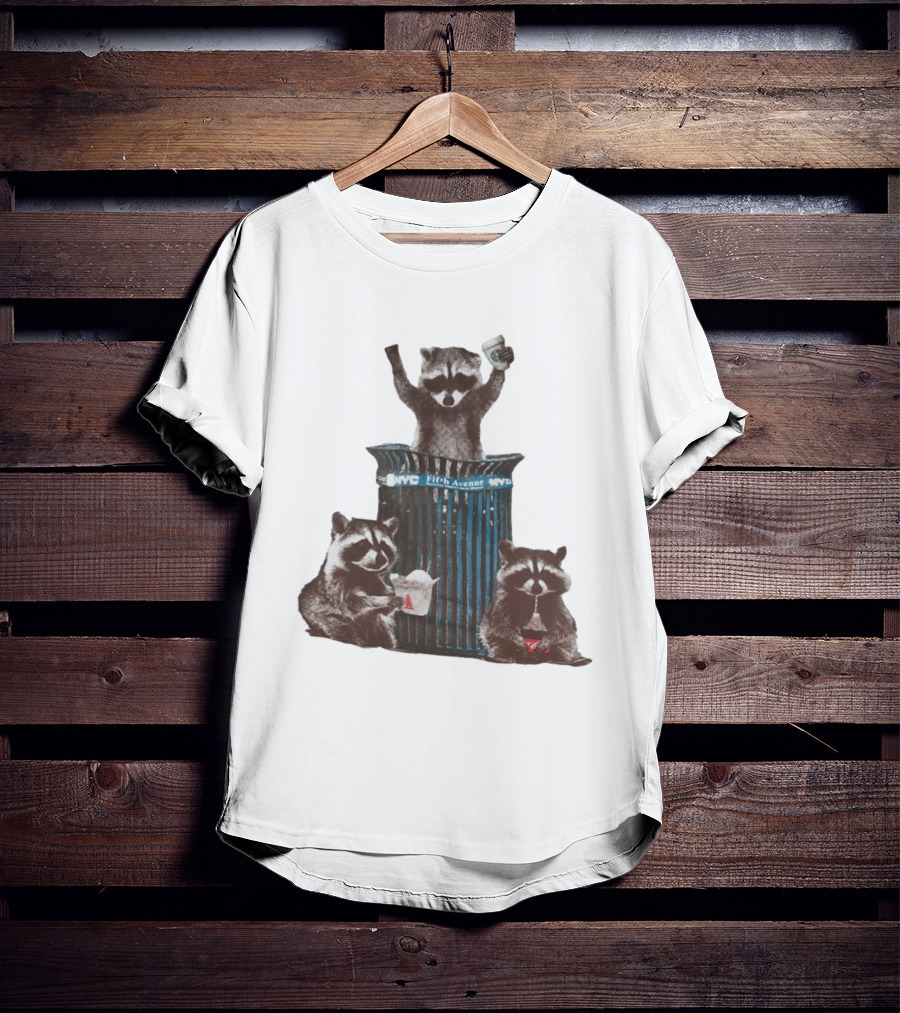 NYC Fifth Avenue Raccoons In Trash Can Pizza Coffee T-Shirt