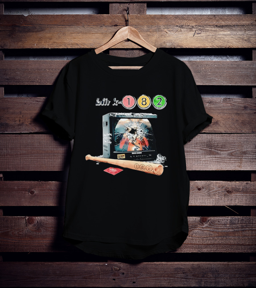 Blink 182 Rock Show Mark Hoppus Tom DeLonge Travis Barker TV Baseball Bat Iconic Display T-Shirt