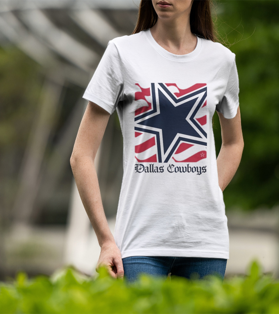Dallas Cowboys Star With Red Background Stripes T-Shirt