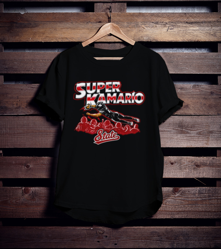 Super Kamario State Football Player Diving Catch Crowd T-Shirt