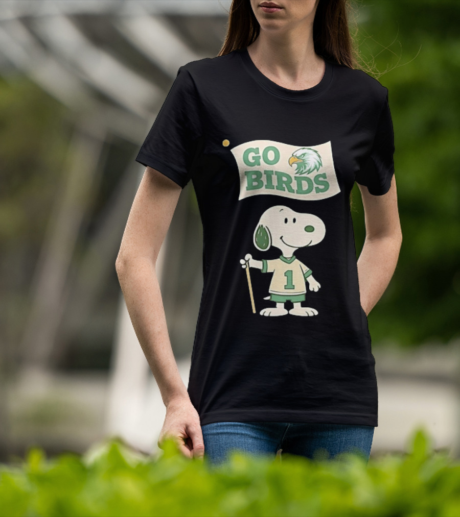 Snoopy Go Birds Philadelphia Eagles Team Spirit T-Shirt