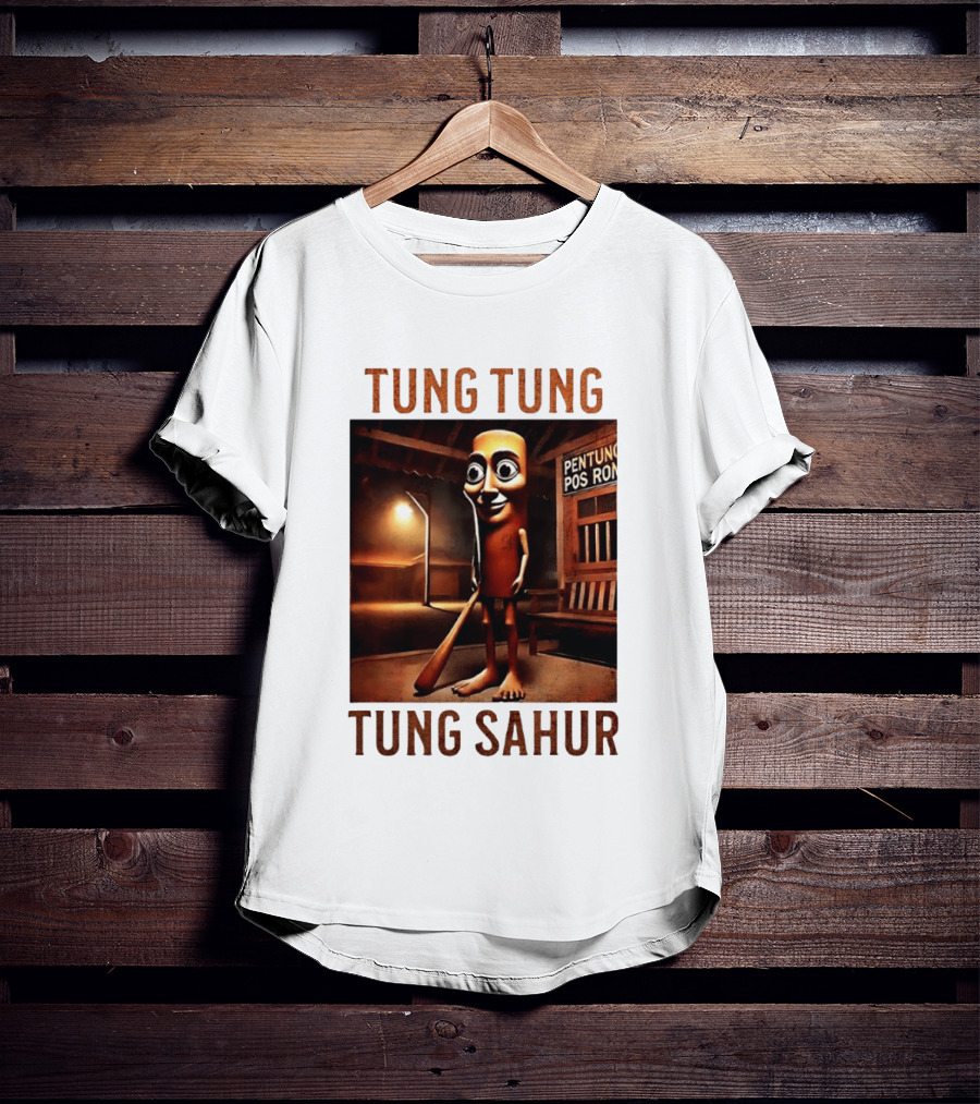 Tung Tung Tung Sahur Pentung Pos Ron Indonesian Culture Night Scene T-Shirt