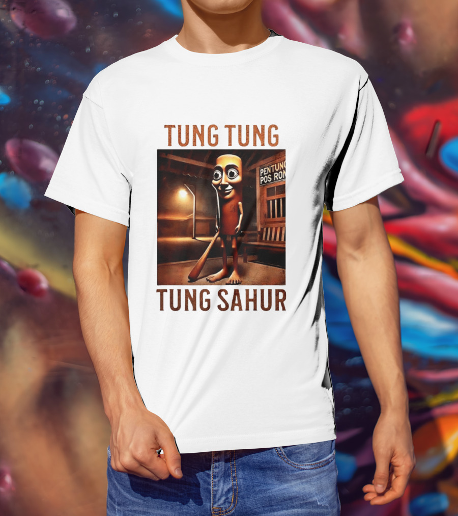 Tung Tung Tung Sahur Pentung Pos Ron Indonesian Culture Night Scene T-Shirt