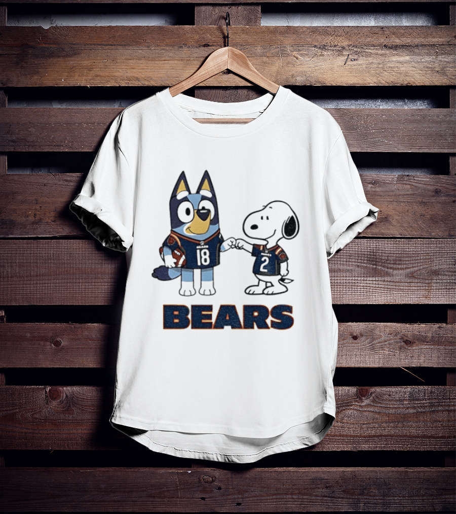 Bluey And Snoopy Chicago Bears Football Team Friends T-Shirt