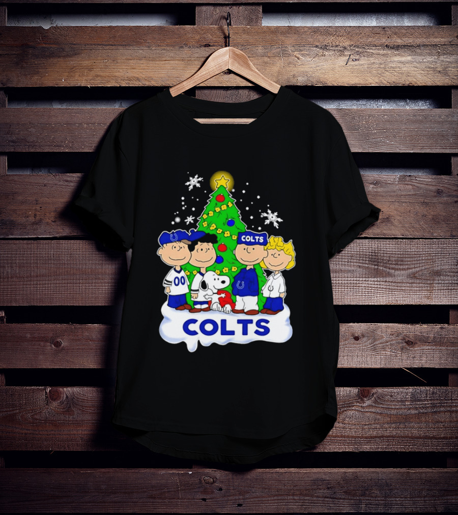 Peanuts Characters Indianapolis Colts Christmas Tree Snoopy Woodstock Snowflakes T-Shirt