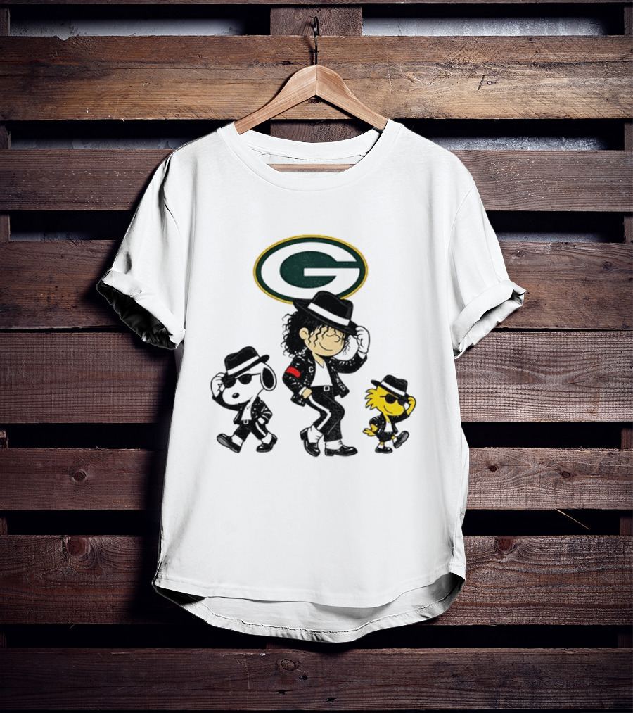 Green Bay Packers Charlie Brown Snoopy Woodstock Pop Rock Dance T-Shirt