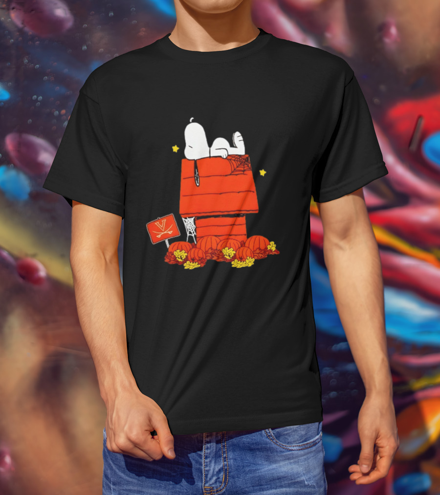 Snoopy Halloween Doghouse Virginia Cavaliers College Football Peanuts Pumpkins T-Shirt
