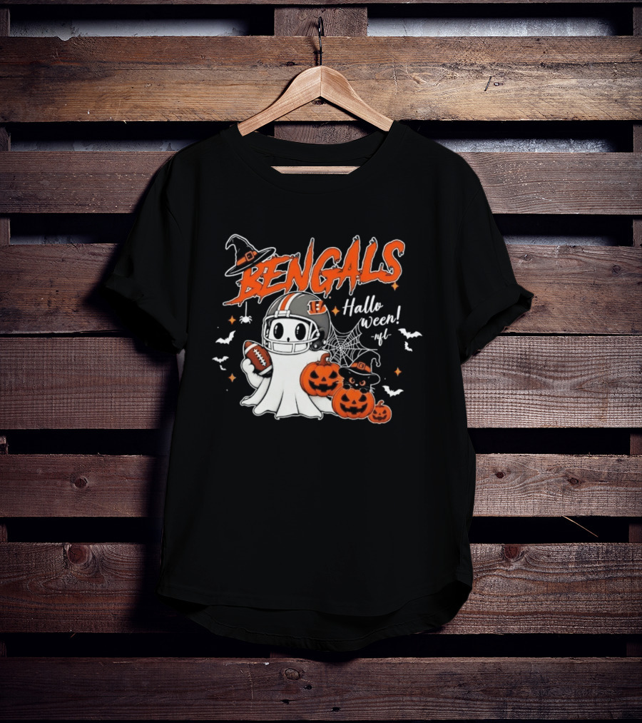 Bengals Halloween Ghost Football Pumpkin Helmets Spooky Scene T-Shirt