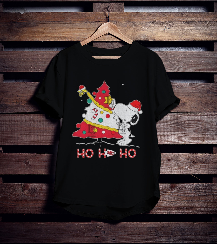 Kansas City Chiefs Snoopy Woodstock Christmas Tree Ho Ho Ho 2026 T-Shirt