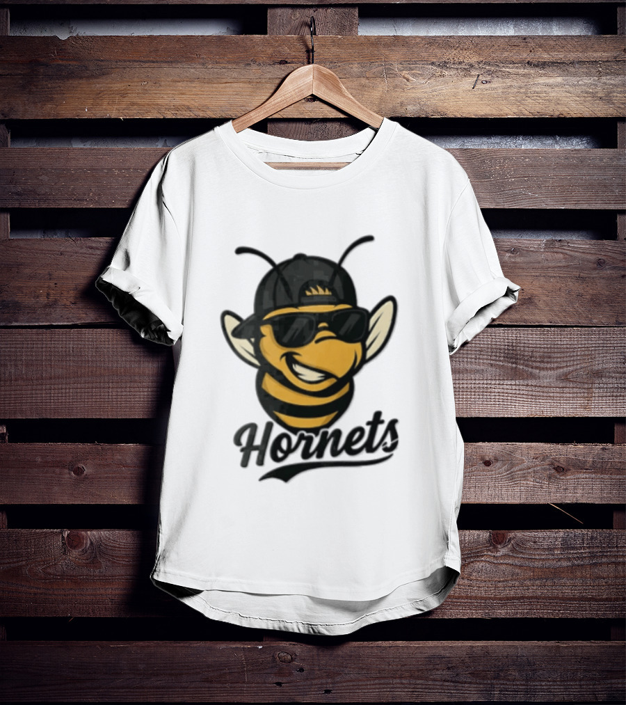Charlotte Hornets Bee Wearing Sunglasses And Cap T-Shirt