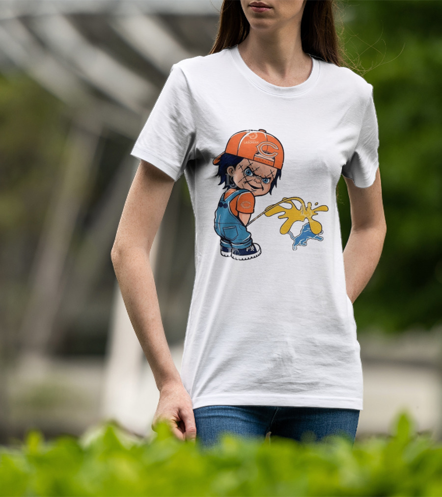 Chicago Bears Chucky Piss On Detroit Lions Rivalry Meme T-Shirt