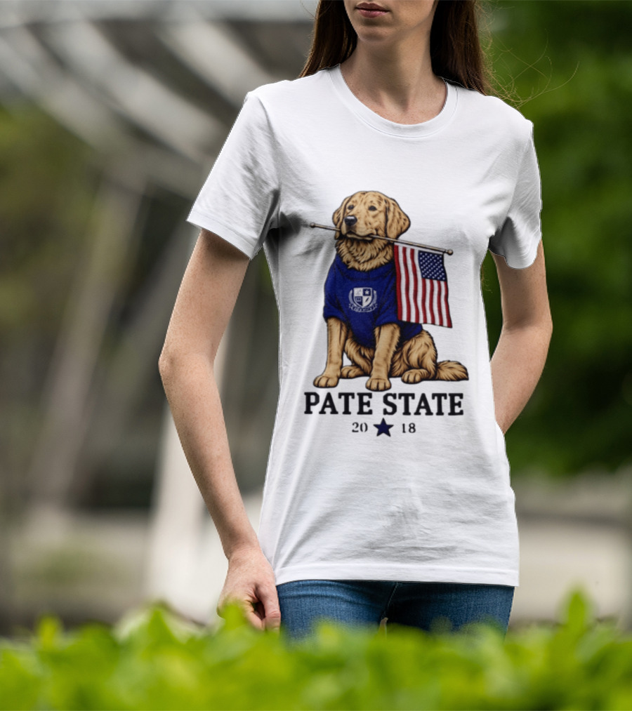 Pate State 2018 Golden Retriever American Flag T-Shirt