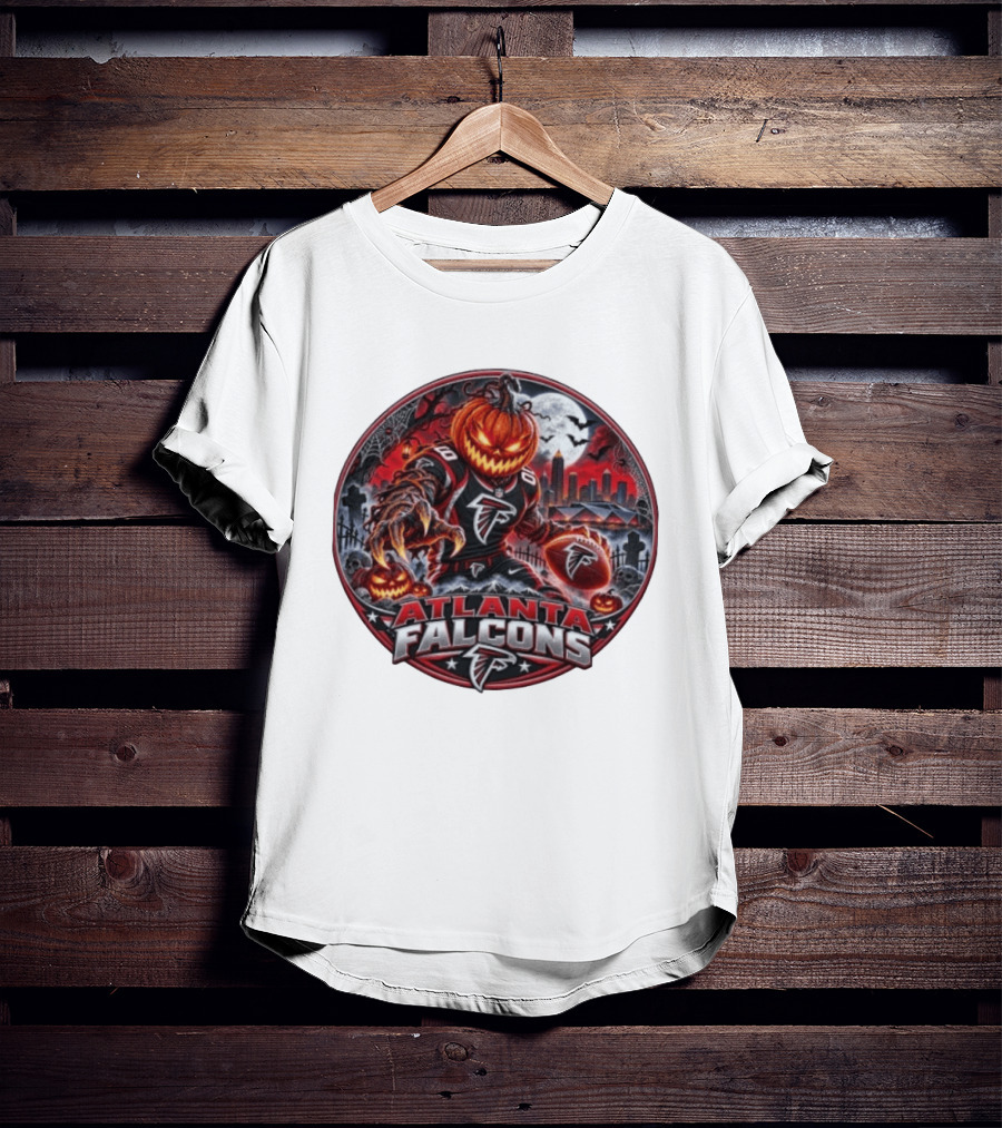 Atlanta Falcons Halloween Jack O' Lantern Football Player With City Skyline And Bats T-Shirt
