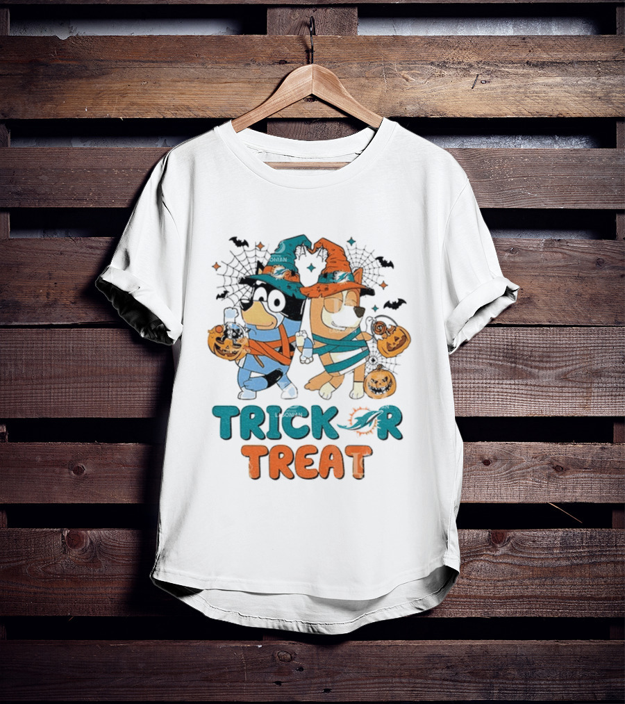 Miami Dolphins Bluey Trick Or Treat Halloween Pumpkin Spooky Costumes T-Shirt
