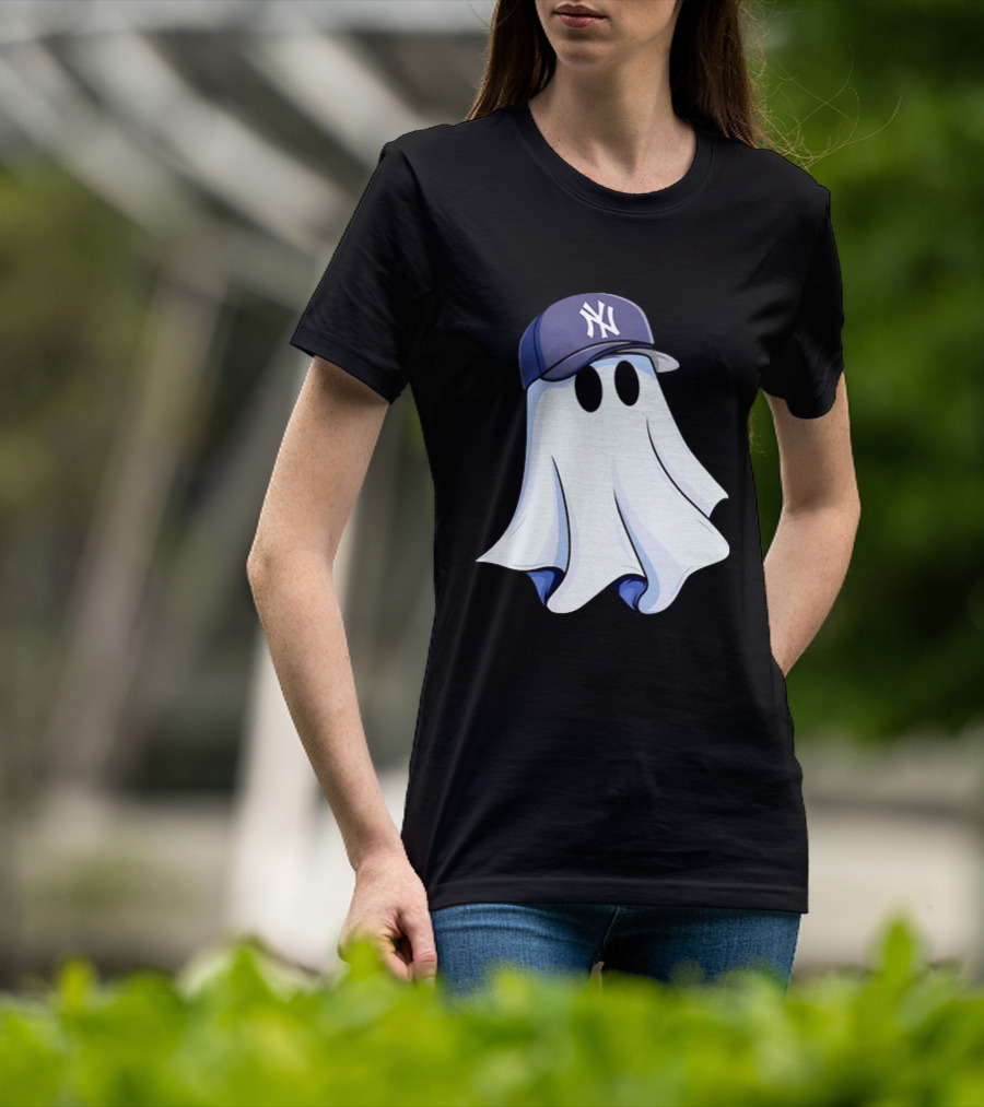 New York Yankees MLB Ghost Baseball Cap Halloween T-Shirt