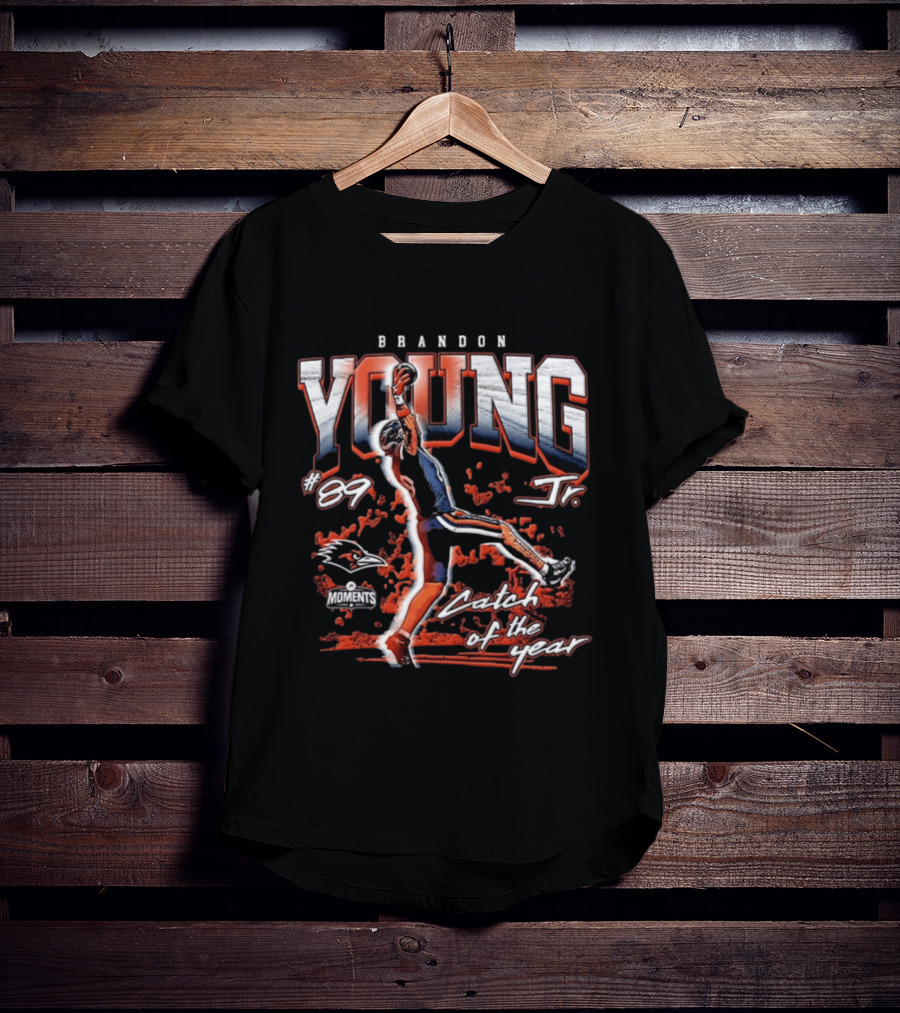 Brandon Young Jr. #89 UTSA Roadrunners Moments Catch Of The Year T-Shirt