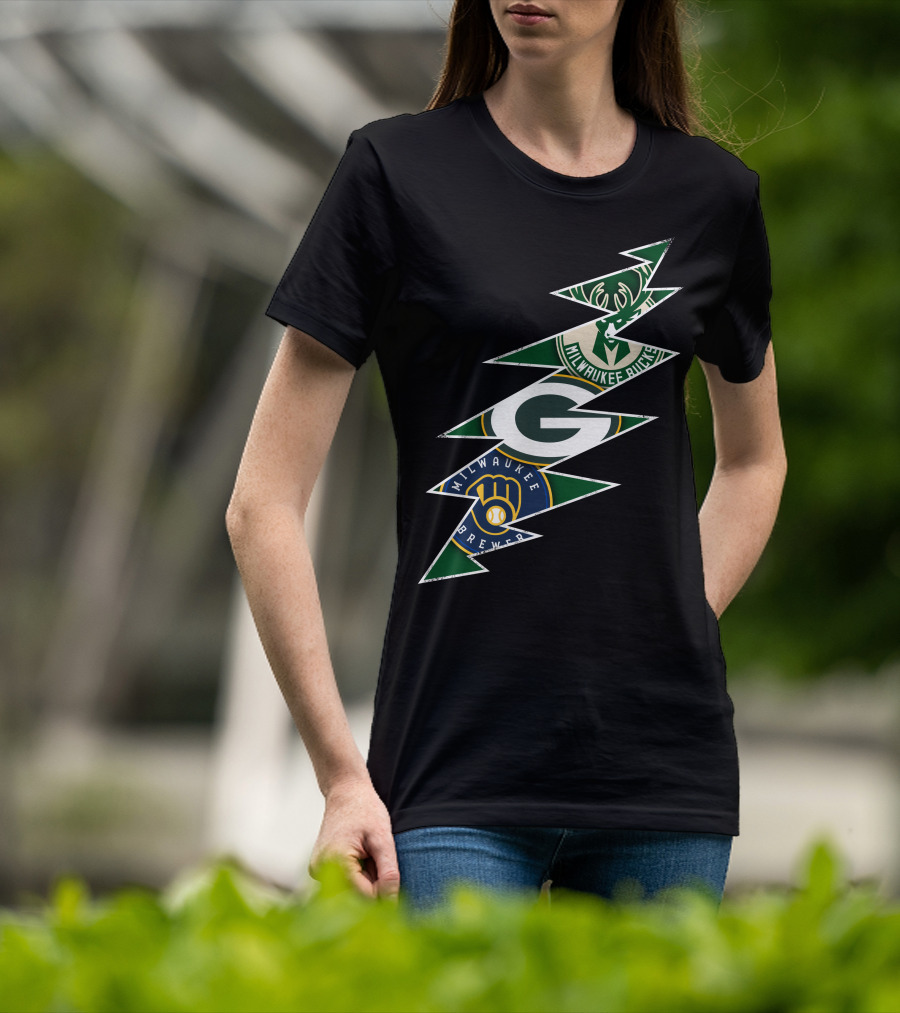 Green Bay Packers Milwaukee Brewers Milwaukee Bucks Grateful Dead Lightning Bolt T-Shirt