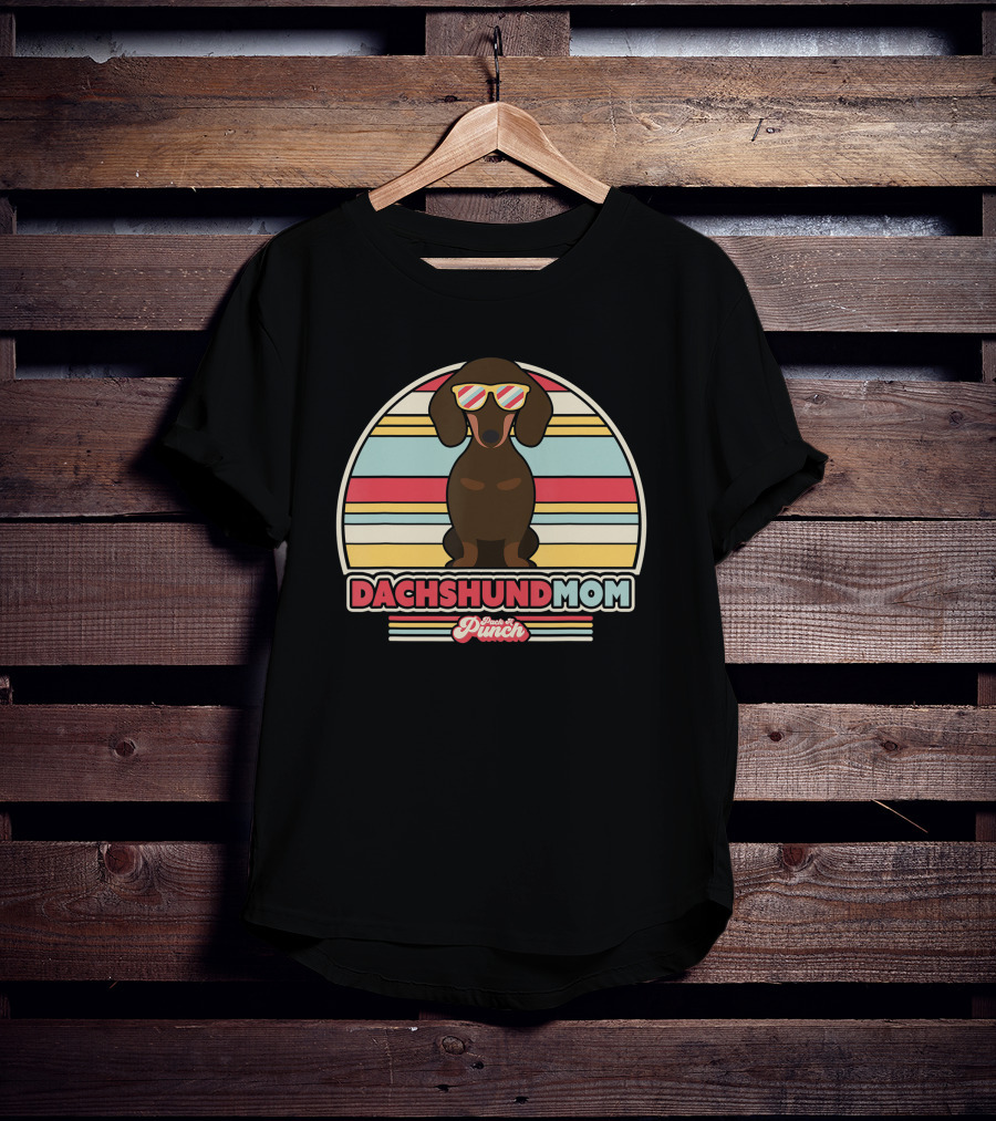 Dachshund Mom Retro Style Paws And Punch Stripes T-Shirt