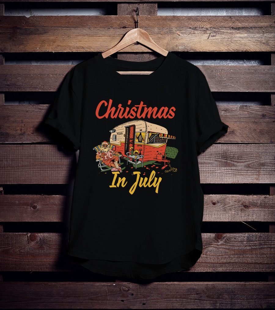 Christmas In July Festival Camping Fun With Santa In Caravan T-Shirt