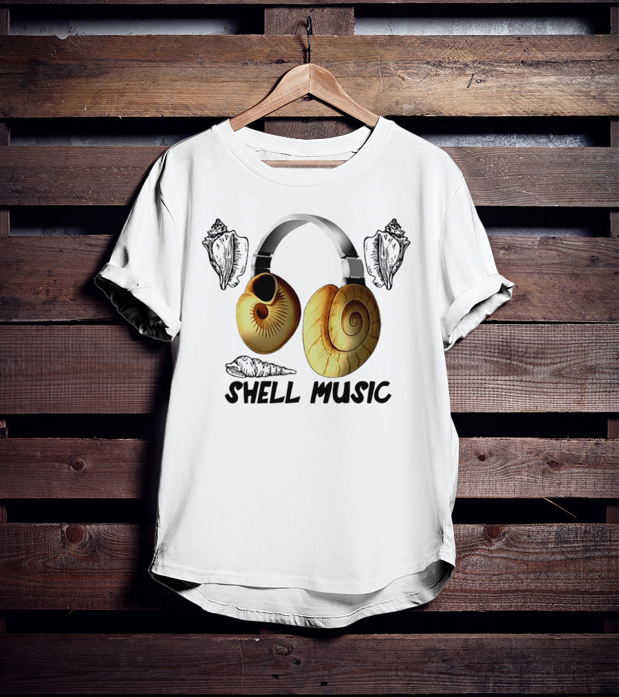 SHELL MUSIC Conch Headphones Nautical Shells Motif T-Shirt