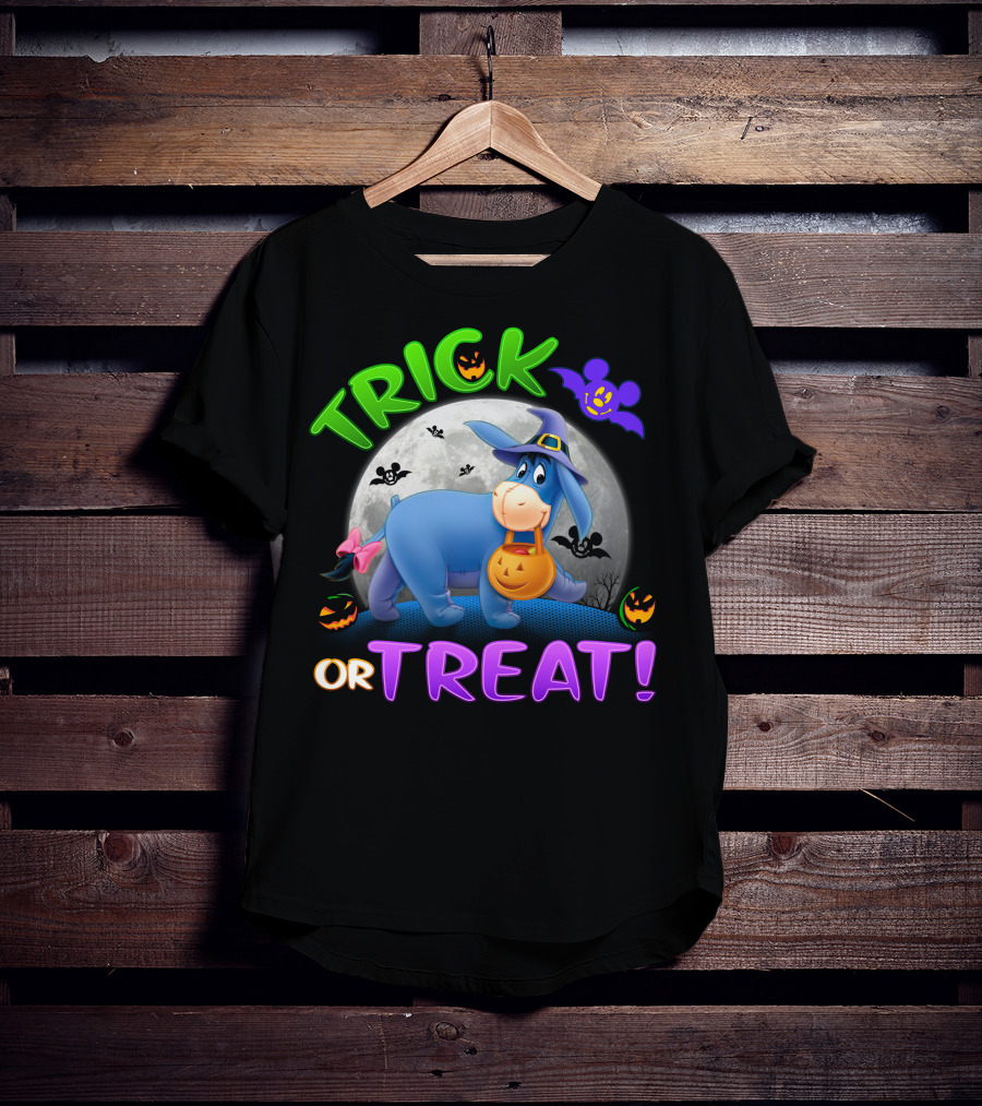 Eeyore Trick Or Treat Halloween Moon Bat Pumpkins T-Shirt