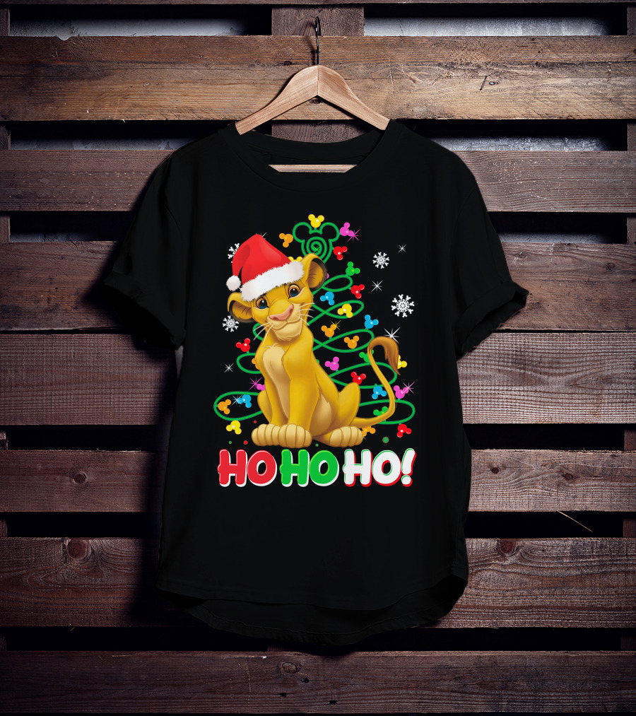 Simba Christmas Tree Ho Ho Ho Snowflakes Santa Hat T-Shirt