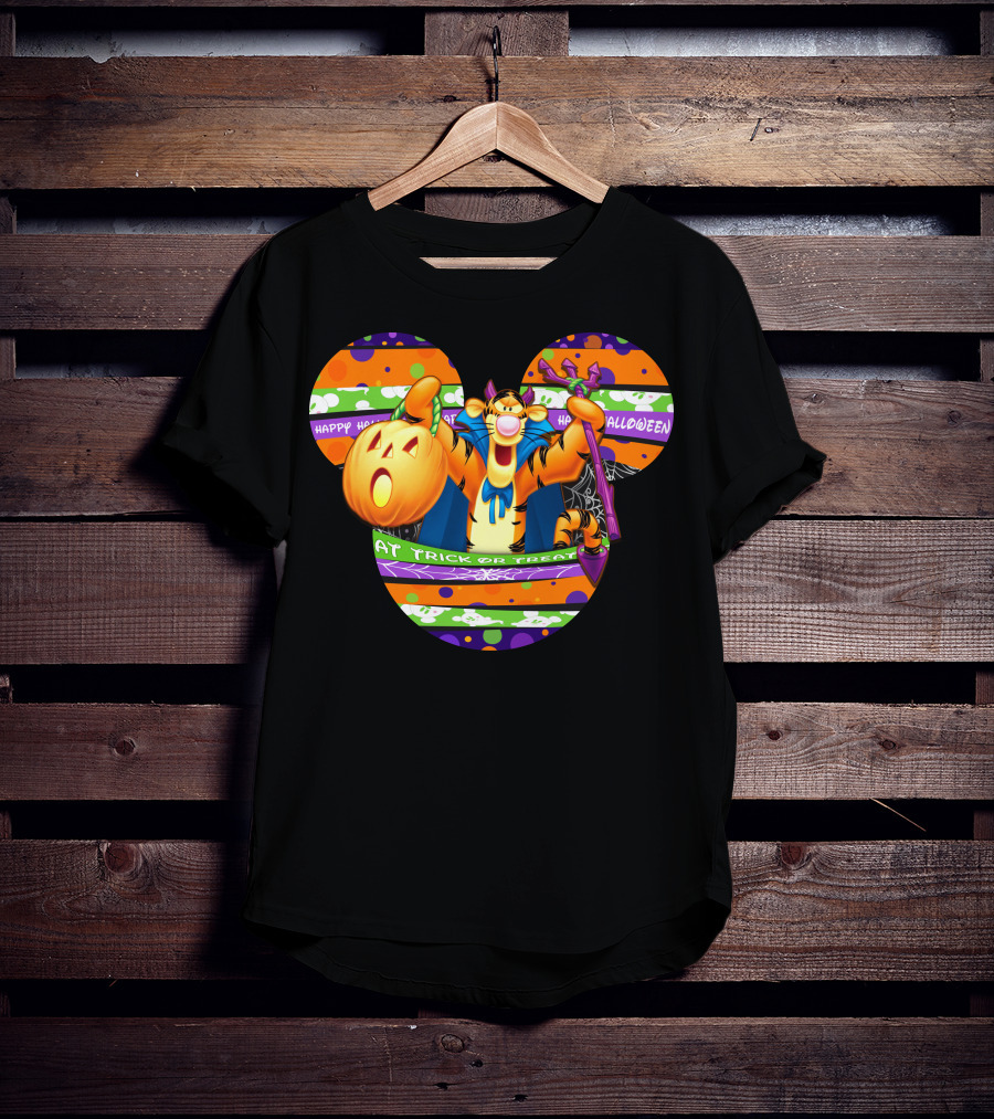 Halloween Tigger Trick Or Treat Happy Halloween T-Shirt