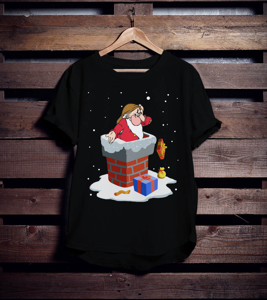 Grumpy Stuck In Chimney With Christmas Gifts And Snow T-Shirt