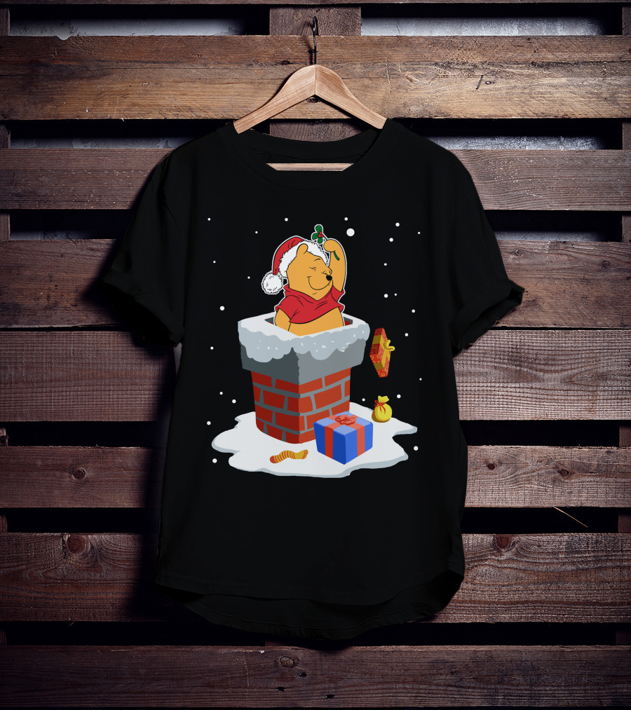 Winnie The Pooh Christmas Santa Chimney Holiday Mistletoe Snow Gifts T-Shirt