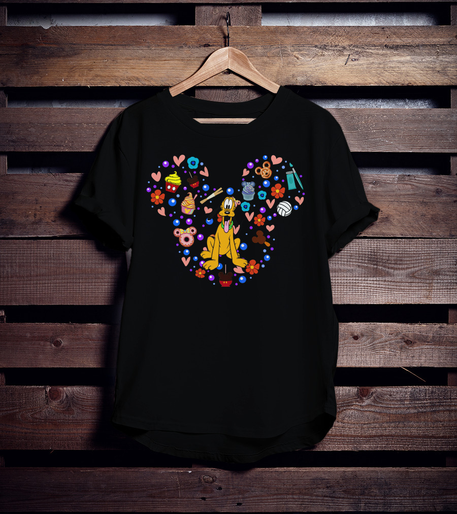 Pluto Surrounded By Hearts Flowers Snacks Mickey Pretzel T-Shirt