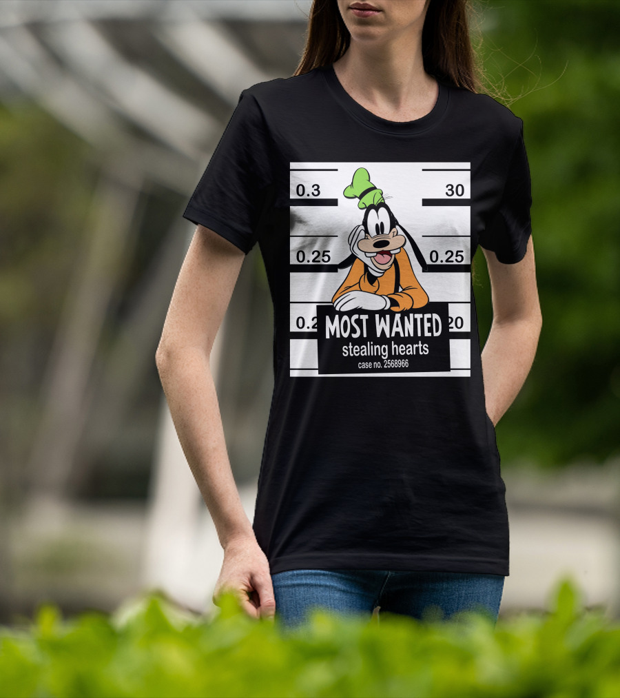 Most Wanted Goofy Stealing Hearts Case No. 2568966 T-Shirt