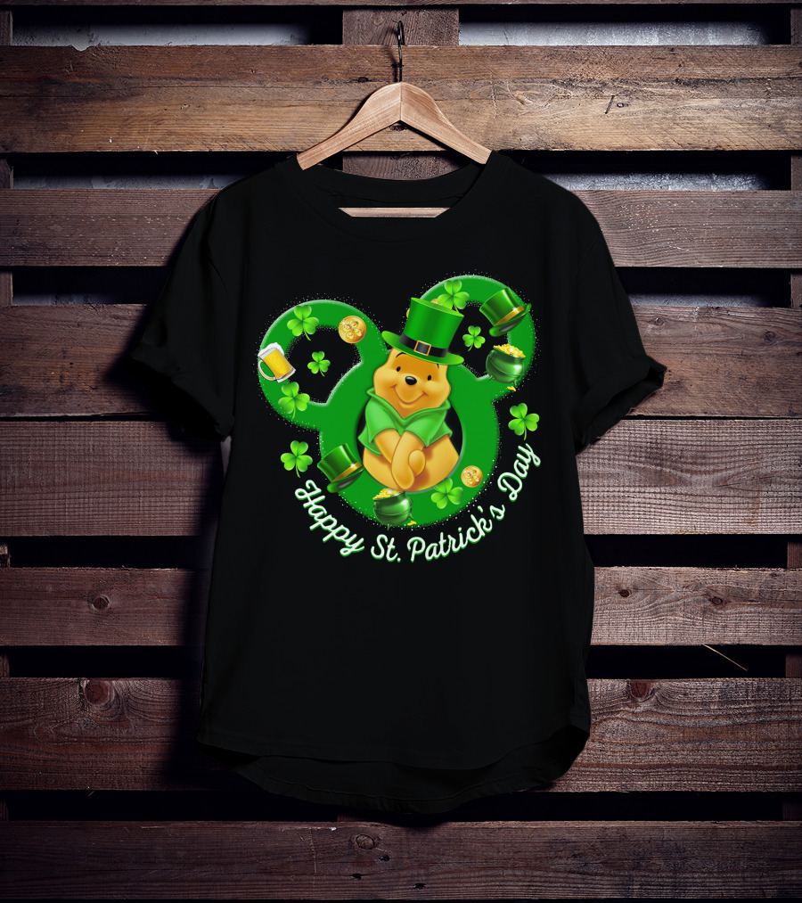 Happy St. Patrick's Day Pooh Bear With Leprechaun Hat And Shamrocks T-Shirt