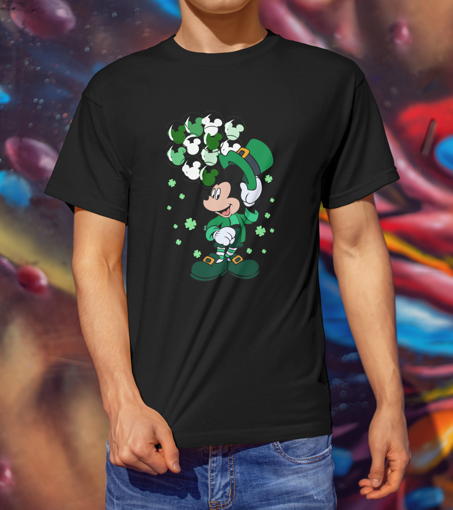Mickey Mouse St Patrick's Day Celebration With Leprechaun Outfit And Shamrock Balloons T-Shirt