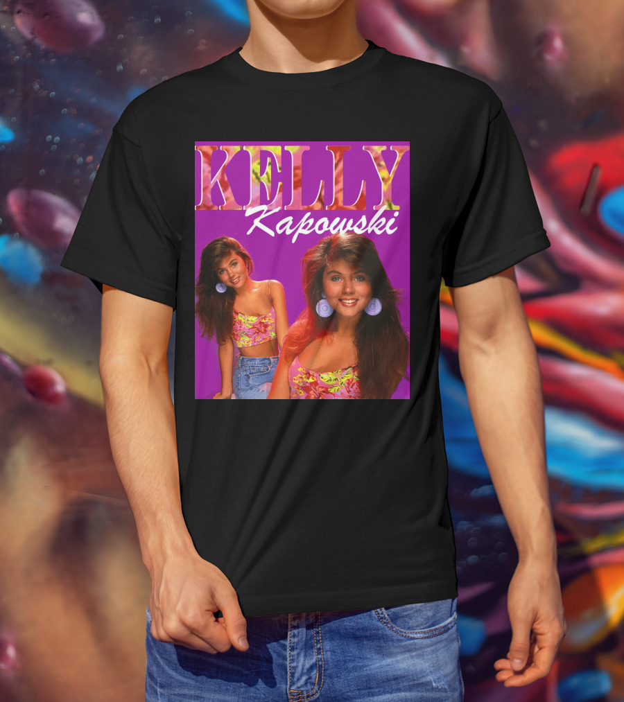 Kelly Kapowski Saved By The Bell 90s Iconic Style Retro Vibes T-Shirt