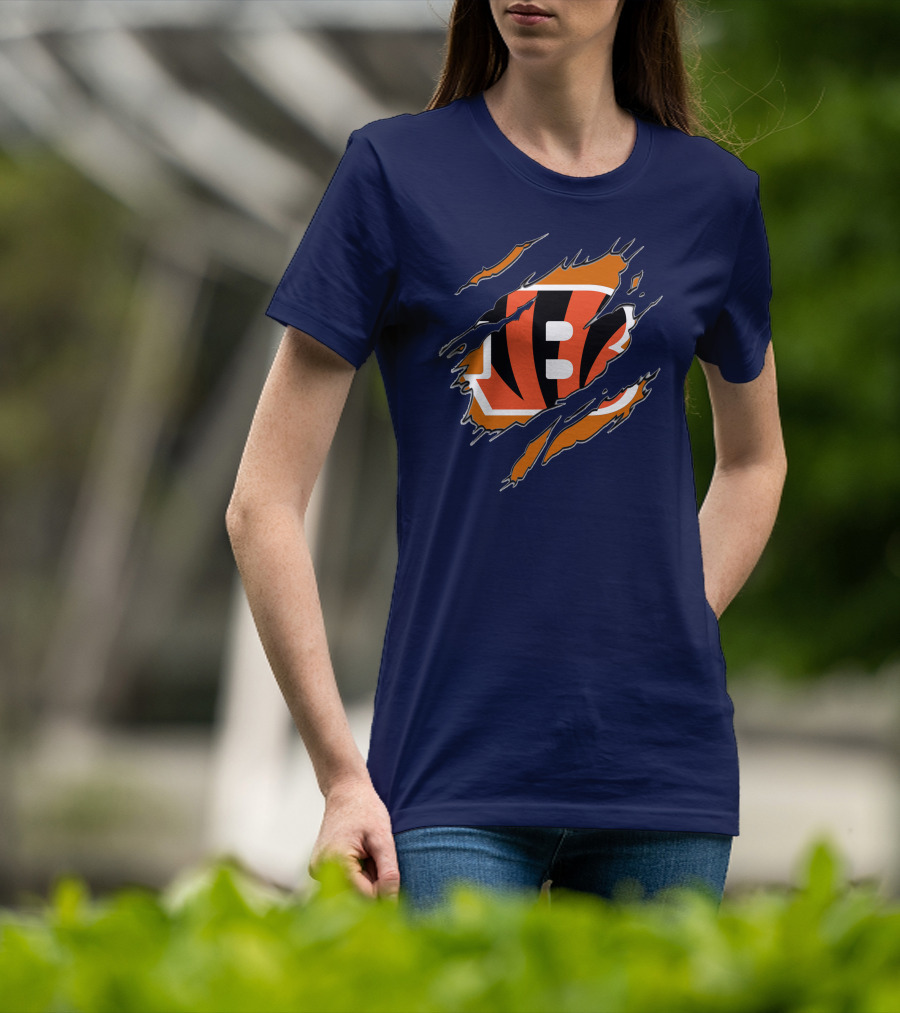 Cincinnati Bengals Claw Mark Logo Tearing Effect T-Shirt
