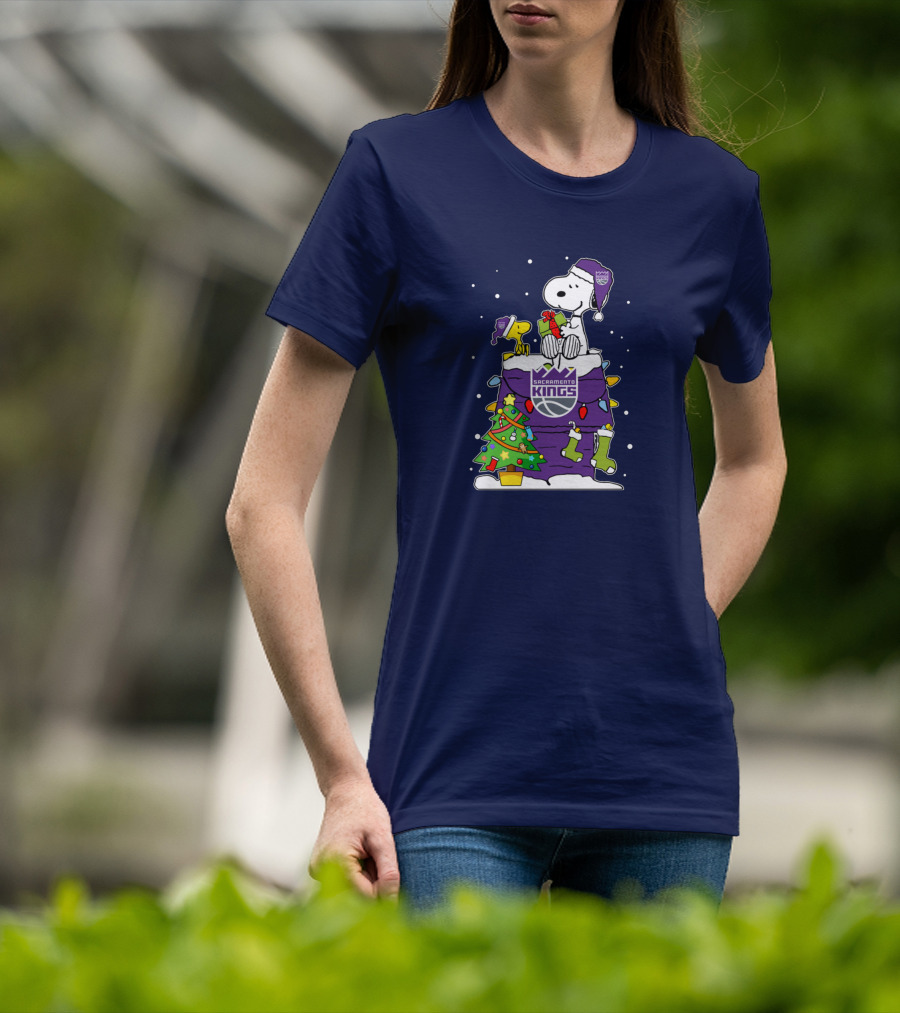 Snoopy Woodstock Sacramento Kings Christmas Tree Holiday Celebration T-Shirt