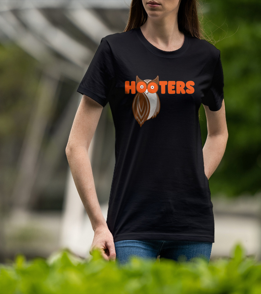 Hooters Owl Iconic T-Shirt
