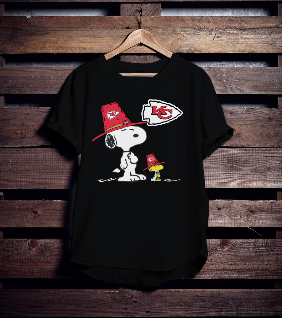 Snoopy And Woodstock Kansas City Chiefs Kc Logo Hat T-Shirt