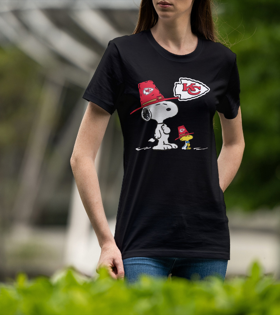 Snoopy And Woodstock Kansas City Chiefs Kc Logo Hat T-Shirt