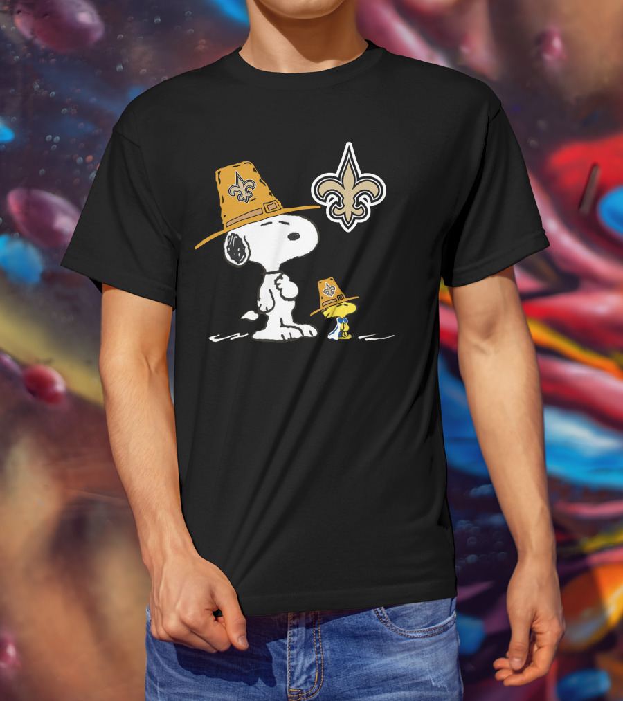 New Orleans Saints Snoopy And Woodstock Fleur-De-Lis Hat T-Shirt