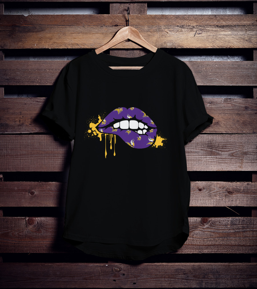 Dripping Lips Purple With Vikings Logos T-Shirt