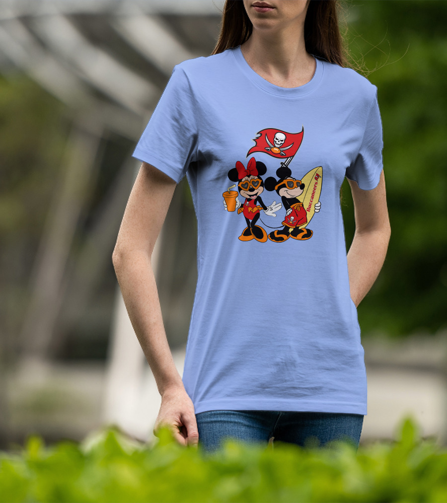 Buccaneers Vacation Mickey And Minnie With Pirate Flag And Surfboard T-Shirt